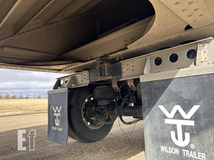2025-wilson-grain-trailer-image-58