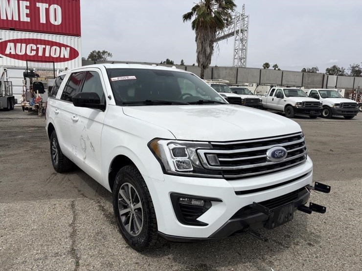 2019-ford-expedition-image-2