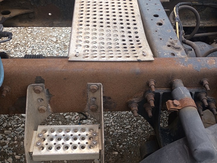 2012-international-prostar-image-25