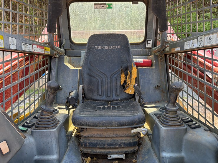 2016-takeuchi-tl10v2-image-24