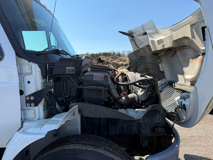 2014-international-4300-sba-image-17