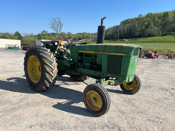 john-deere-3130-image-2