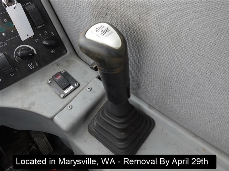 2009-gradall-xl3100-image-21