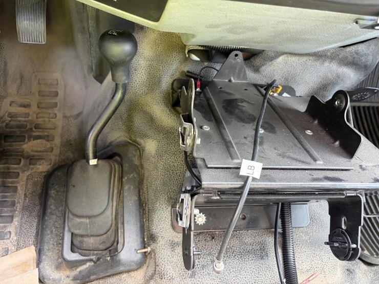 2011-ford-f250-image-17