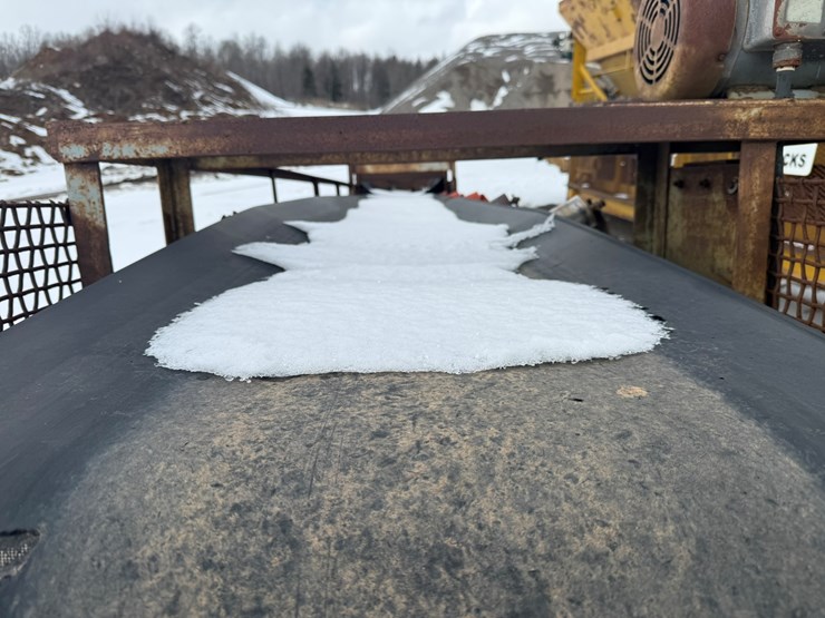 #2021-•-30x35-transfer-conveyor-image-12