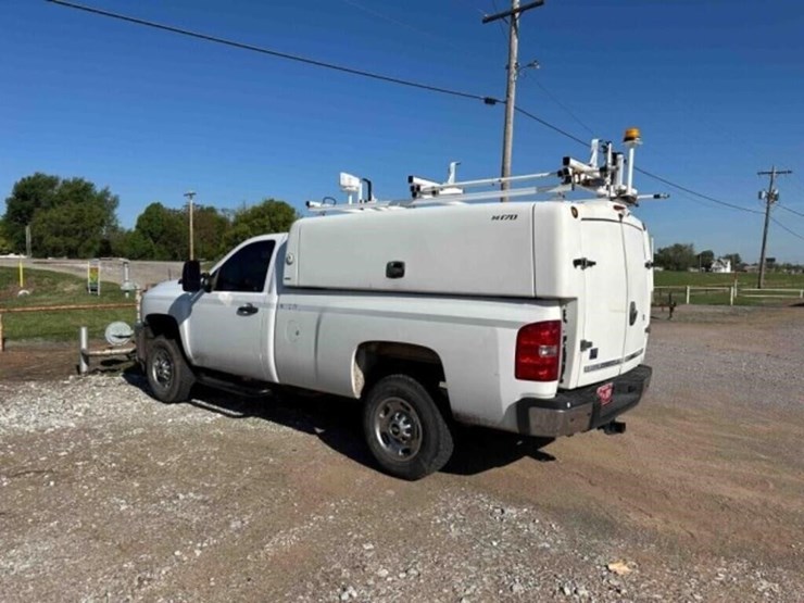 2011-chevrolet-2500-image-36