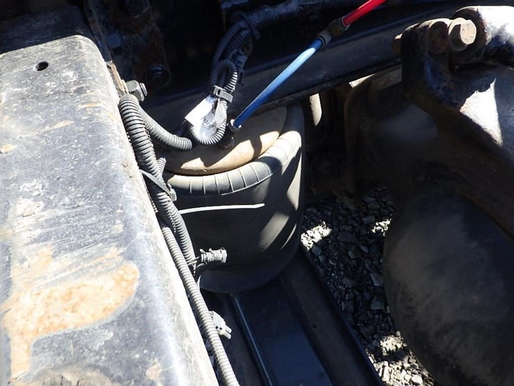 2018-freightliner-cascadia-125-image-10