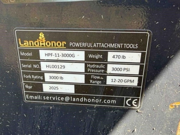 landhonor-skid-steer-hyd.-pallet-forks-image-3