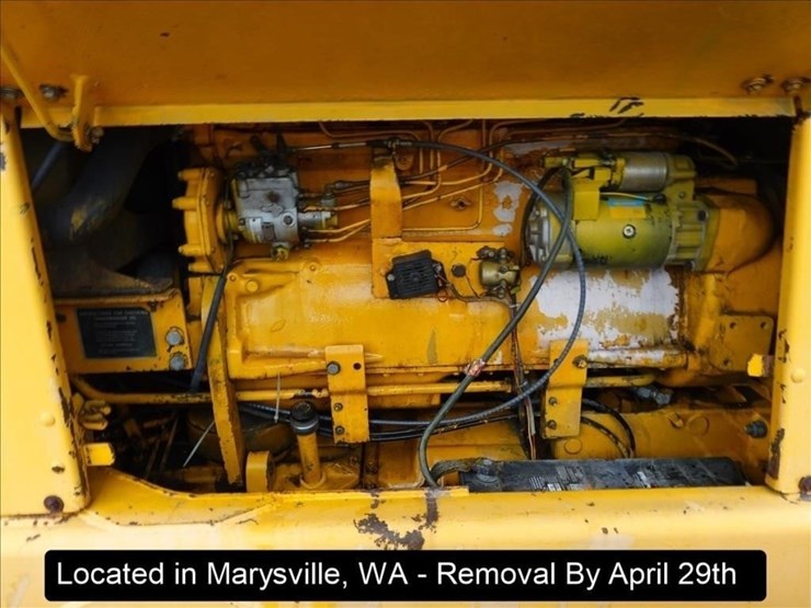 1975-deere-570a-image-6