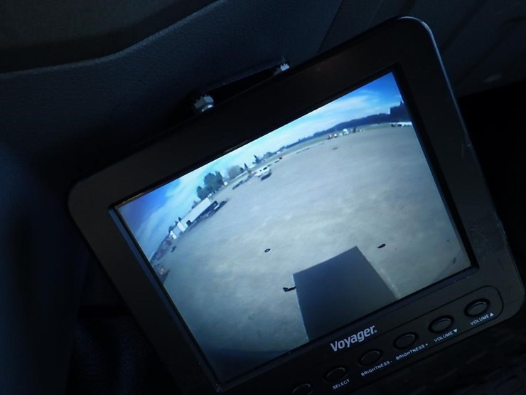 2016-ford-f650-xlt-image-40