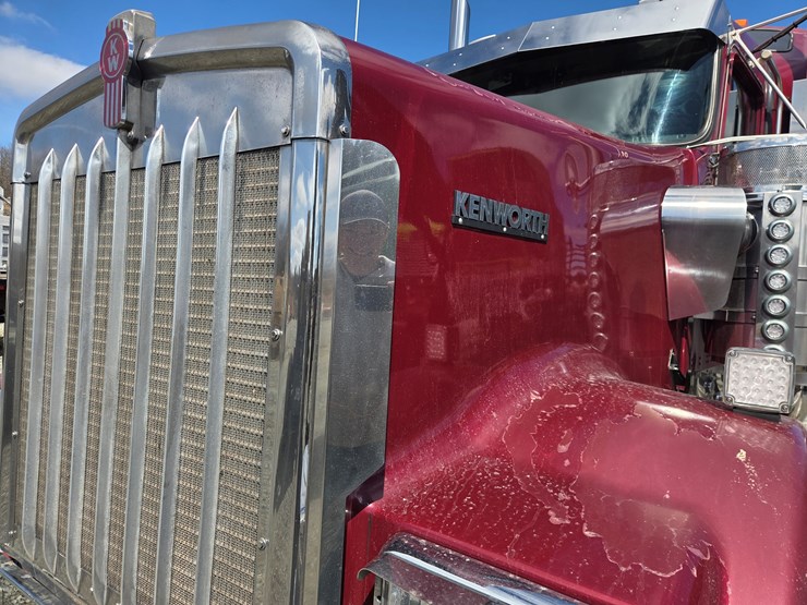 2006-kenworth-w900-image-12