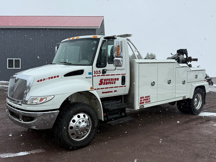 2013-international-4400-sba-image-1