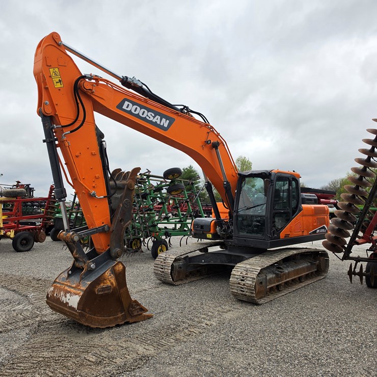 2022 DOOSAN DX225 LC
