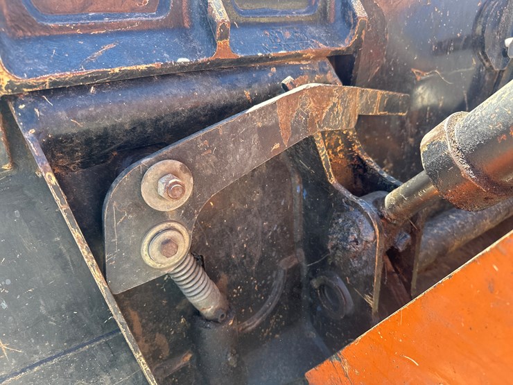 2020-gehl-rt105-image-32