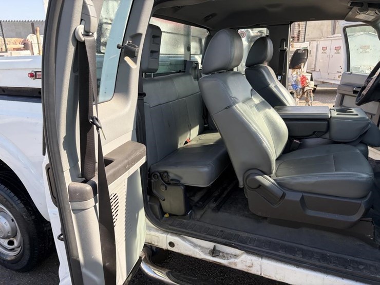 2011-ford-f250-image-13