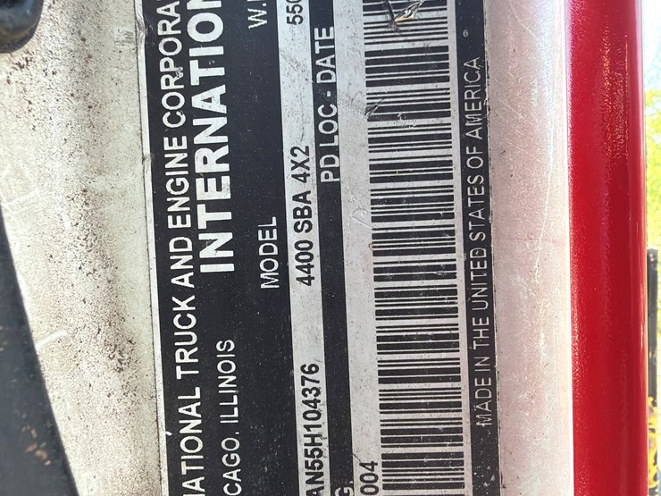 2005-international-durastar-4400-image-57