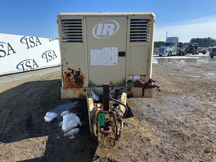 #60115-•-ingersoll-rand-1070-towable-air-compressor-image-8