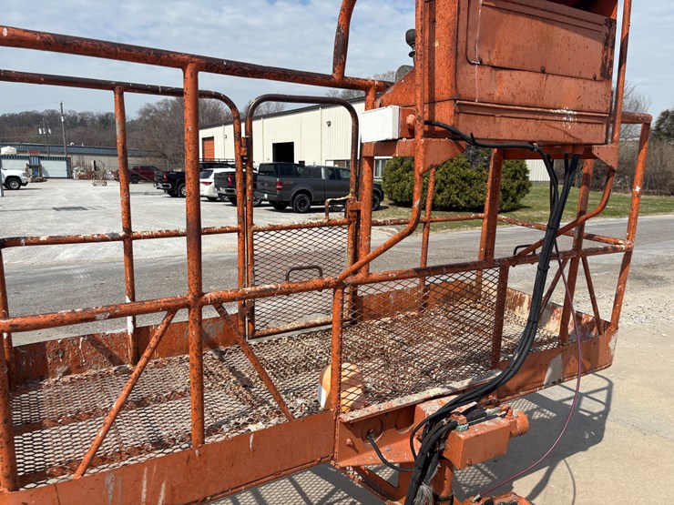 1996-jlg-40h-image-36