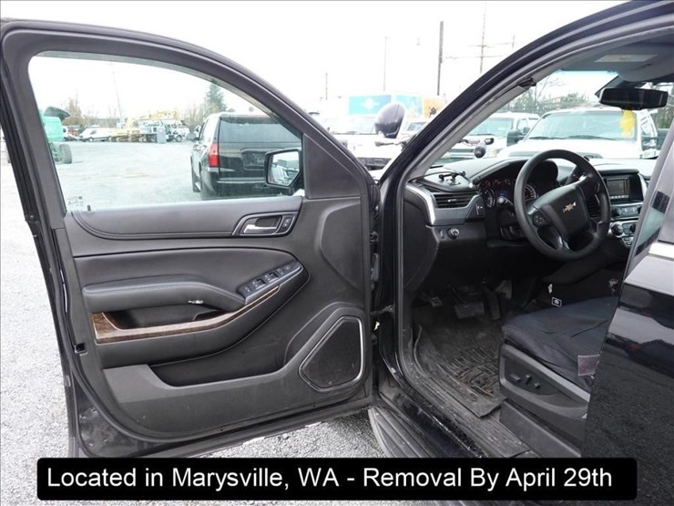 2017-chevrolet-tahoe-image-6