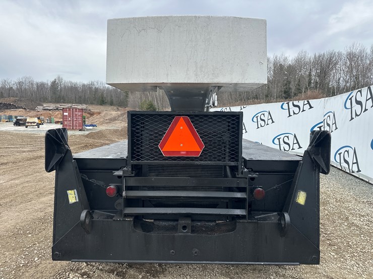 massey-ferguson-8-image-4