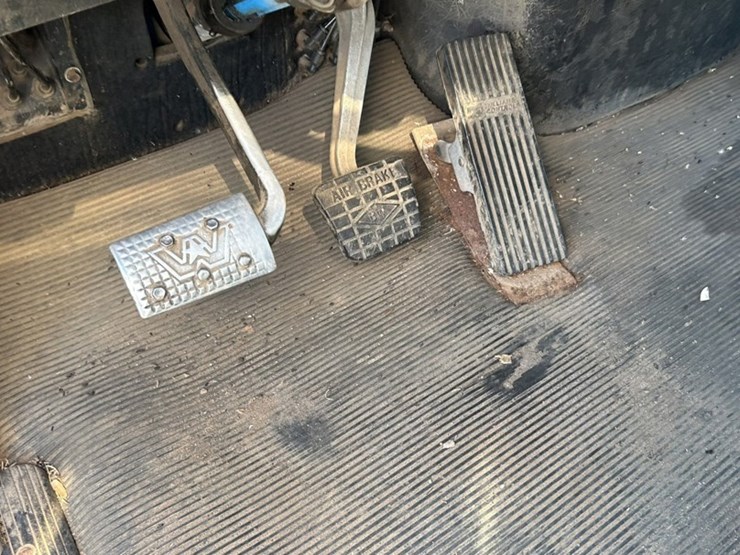 2006-western-star-4900-image-95