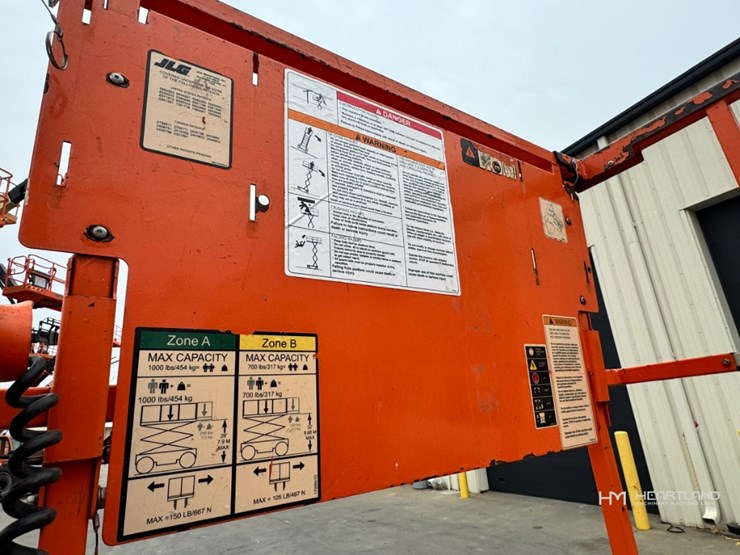 2018-jlg-3246es-image-10