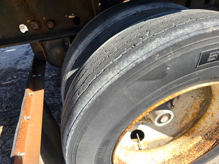 1986-utility-flatbed-image-55