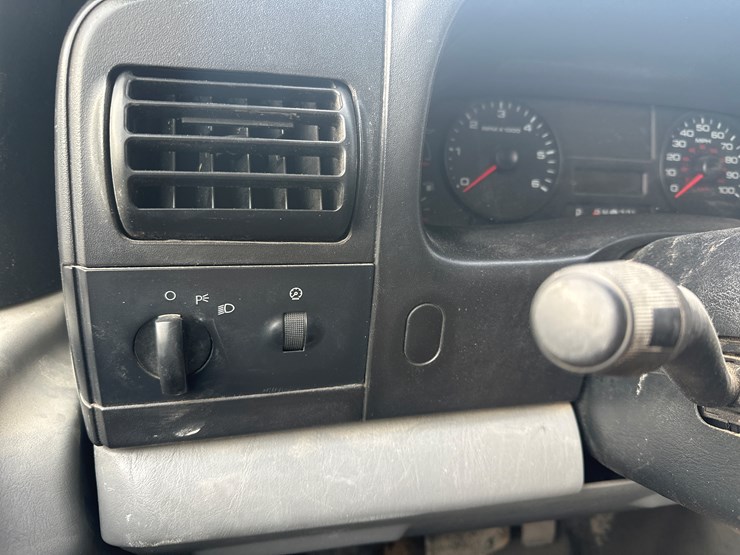 2006-ford-f550-image-27