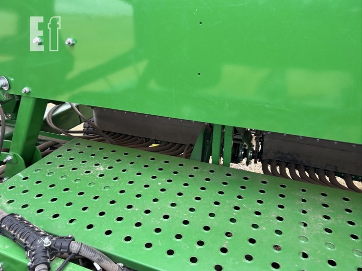 2014-john-deere-1990ccs-image-58