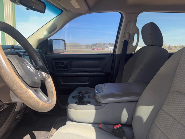 2014-dodge-1500-image-8