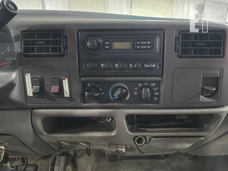 1999-ford-f450-image-14