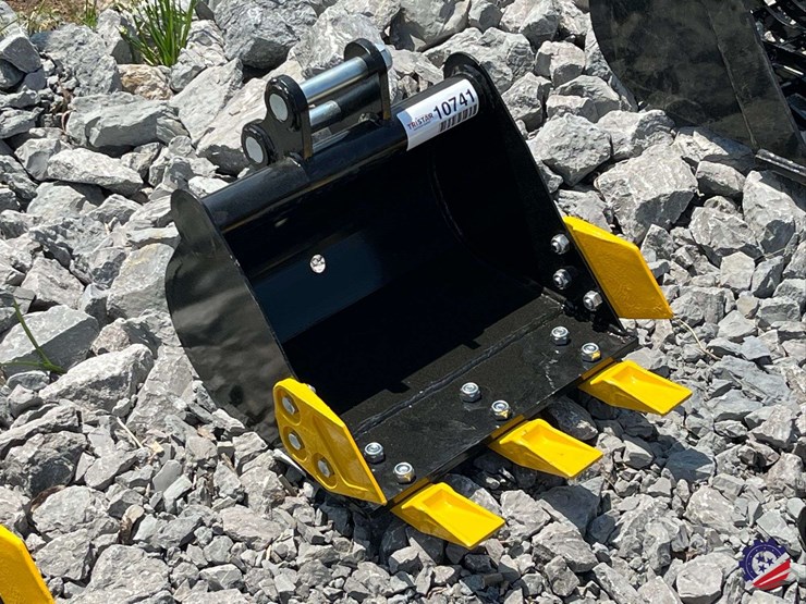 unused-2026-ce-16"-toothed-bucket-image-7