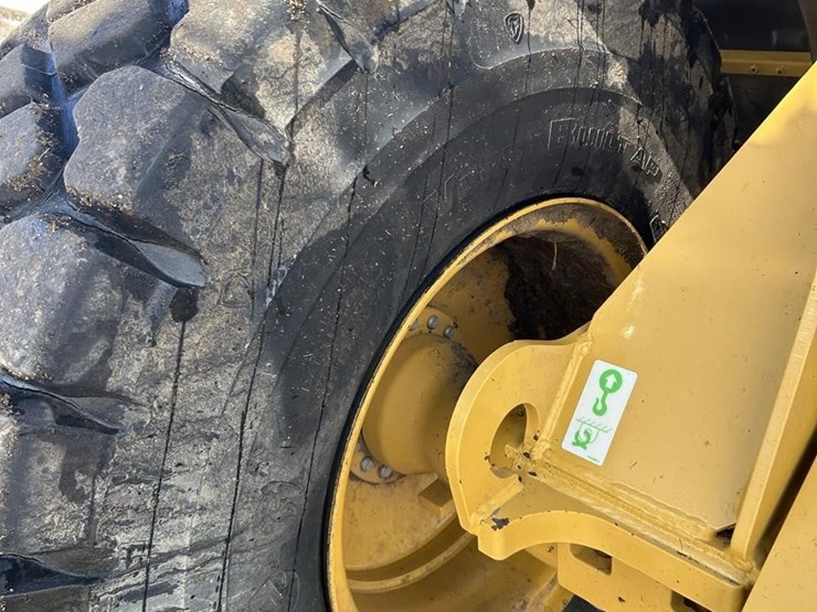 2016-caterpillar-930m-image-106