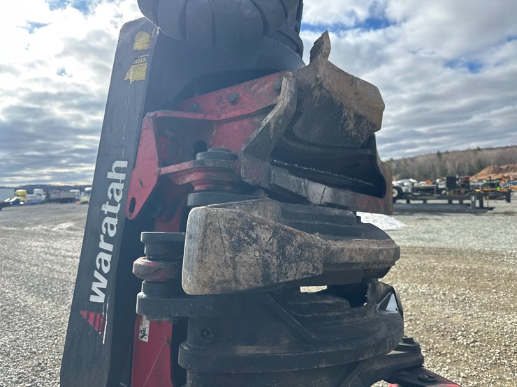 2016-deere-2154d-image-29