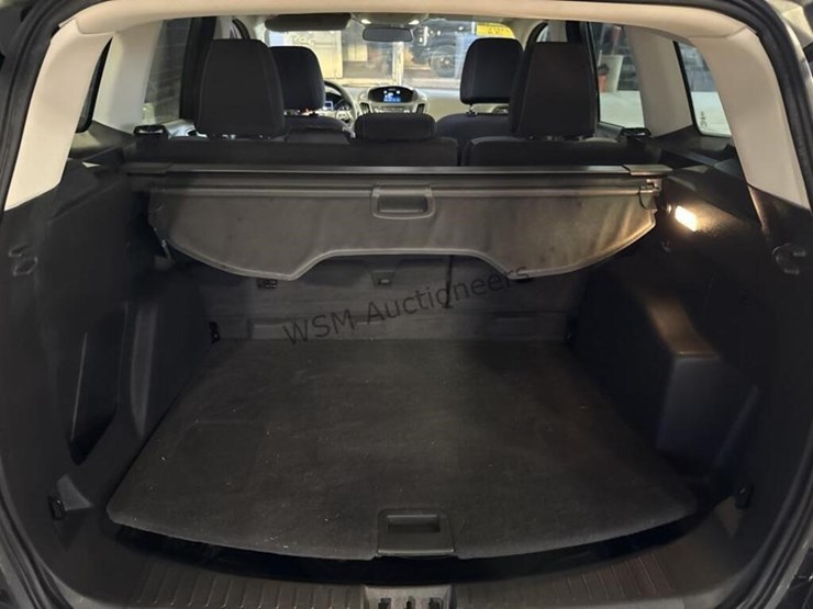 2017-ford-escape-image-10