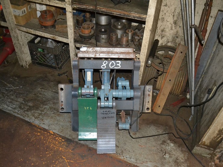 (2)-15"-16-knife-planer-heads-w/-(4)-2"-16-knife-side-heads-w/extra-knives-w/(2)-joiners-image-3