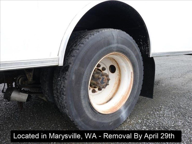 2008-international-7400-image-23