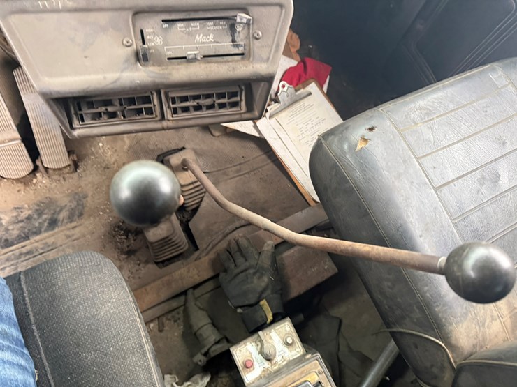 mack-rd686s-image-39