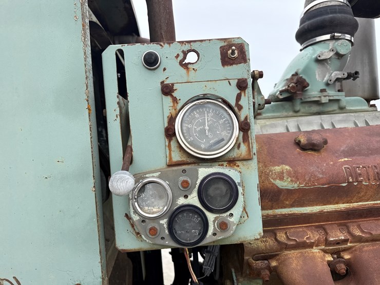 massey-ferguson-8-image-15