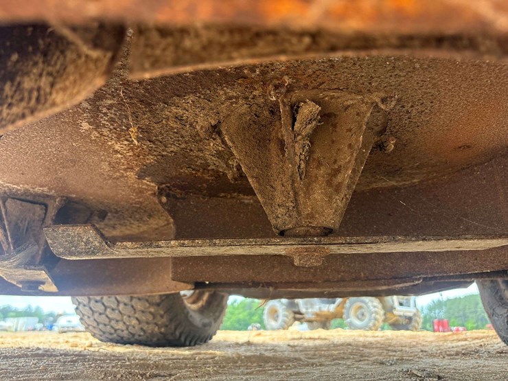 2017-toro-"300-series"-60"-zero-turn-mower-(1,441-hours)-image-15