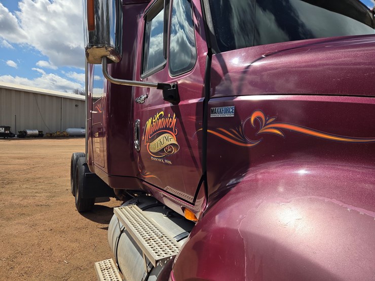 2012-international-prostar-image-12