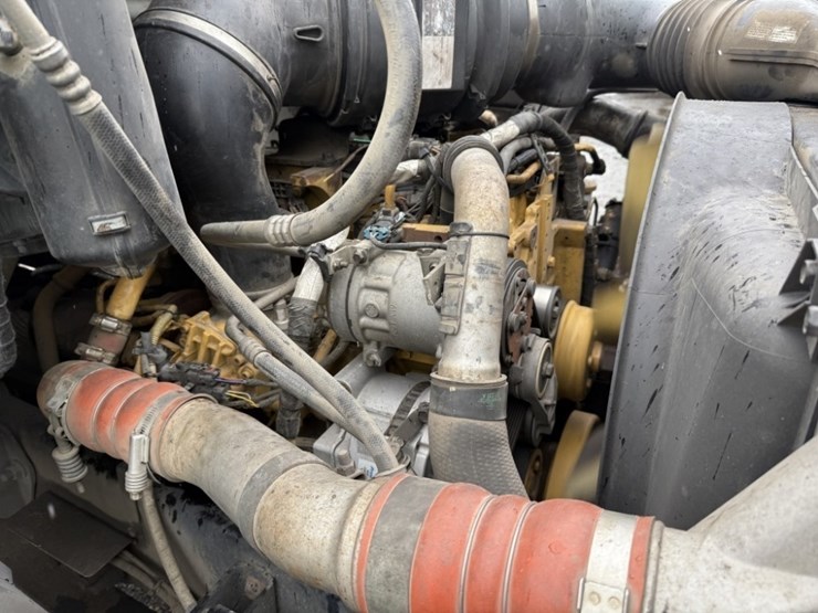 2008-ford-f750-image-21