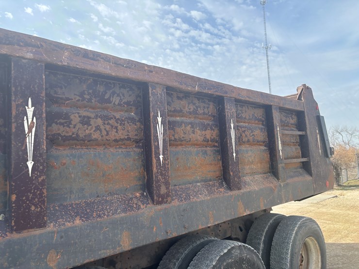 1999-sterling-l9513-image-49