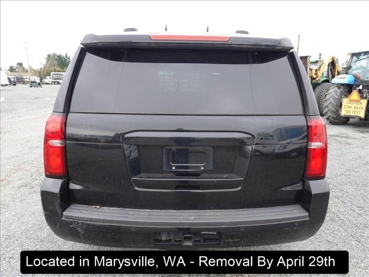 2016-chevrolet-tahoe-image-23