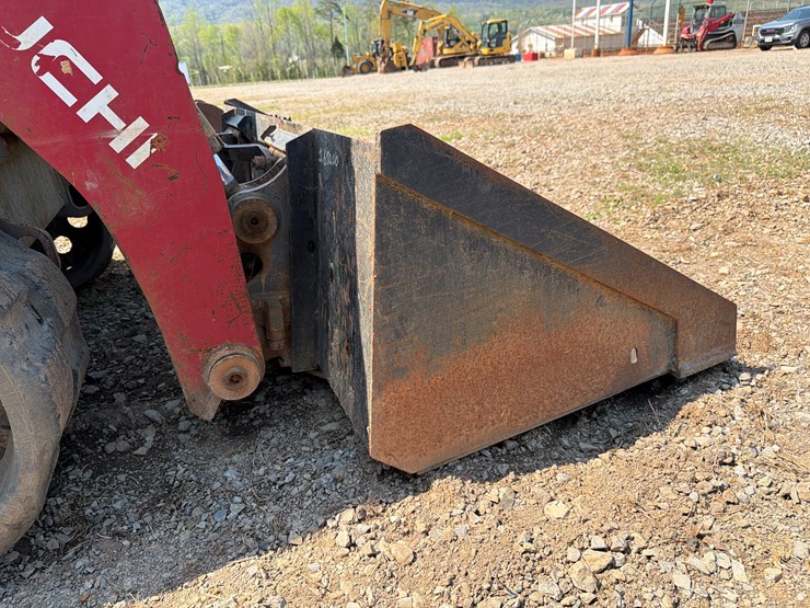 2016-takeuchi-tl10v2-image-91