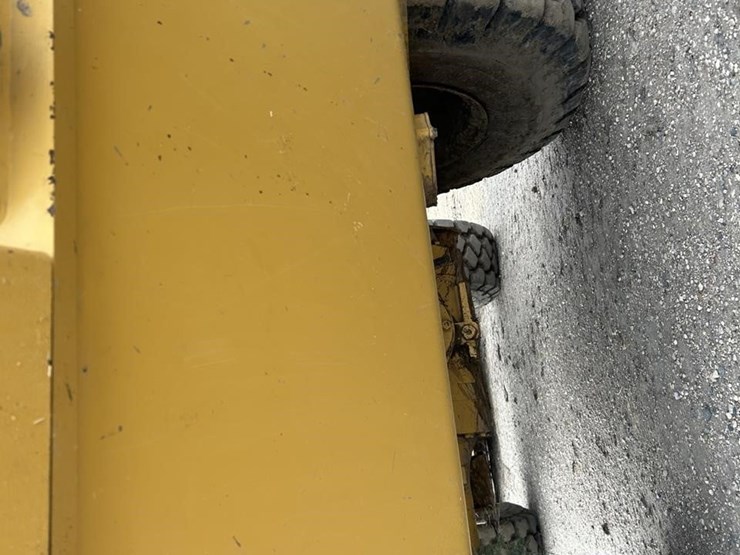 2016-caterpillar-930m-image-37