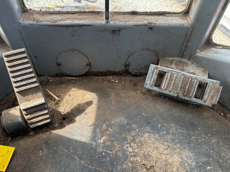 2007-timberpro-tf830-image-56