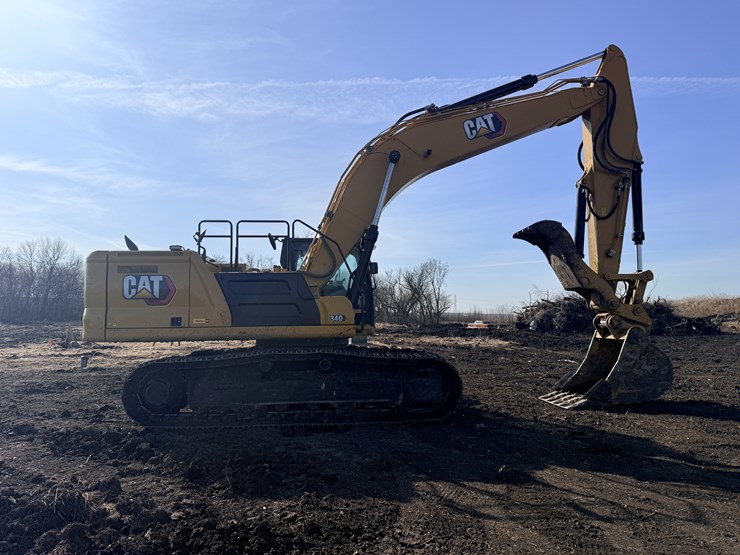 caterpillar-340-image-6