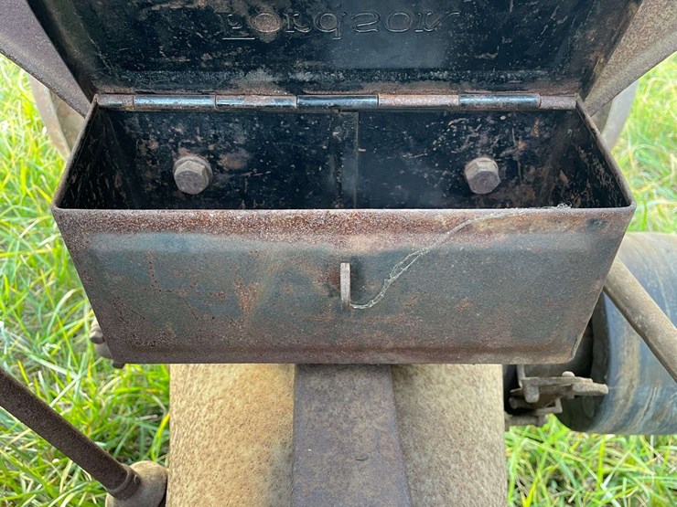 1927-fordson-tractor-image-46