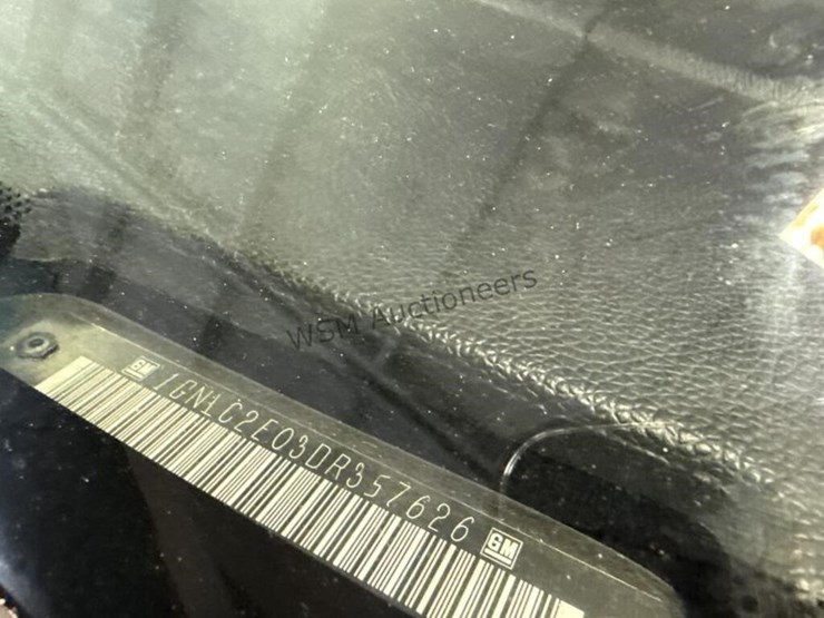 2013-chevrolet-tahoe-image-15